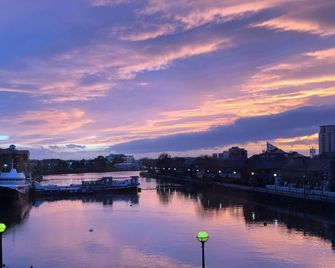 Copthorne Hotel Manchester Salford Quays - Salford - Vista esterna