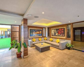 Yashshree Sanderling Mall Road - Darjeeling - Lobby