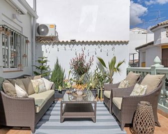 Barsanz Palace Home - Alcalá del Valle - Balcón