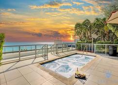 2B 2B 4 Beds with Spectacular Beach View - Hollywood - Balkon