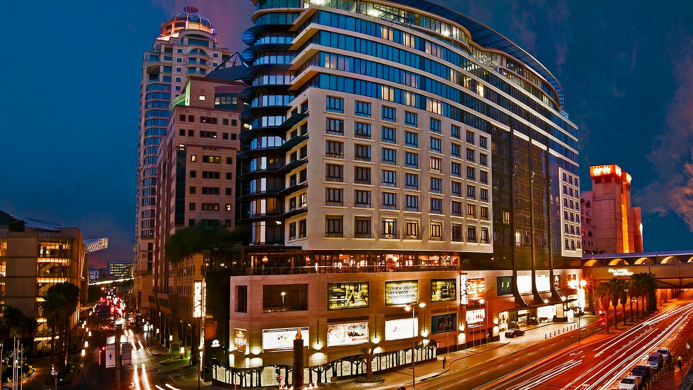 Davinci Hotel On Nelson Mandela Square