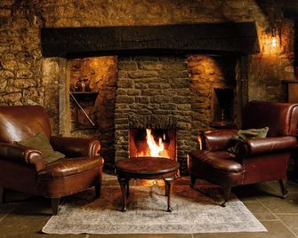 The George Inn - Banbury - Lounge