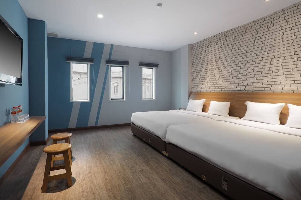 Kama Hotel - Medan - Bedroom