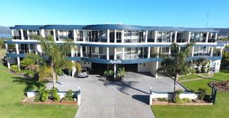 Apollo Luxury Apartments - Merimbula - Budynek