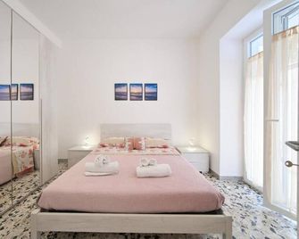 Casa Lulù - Ischia - Schlafzimmer