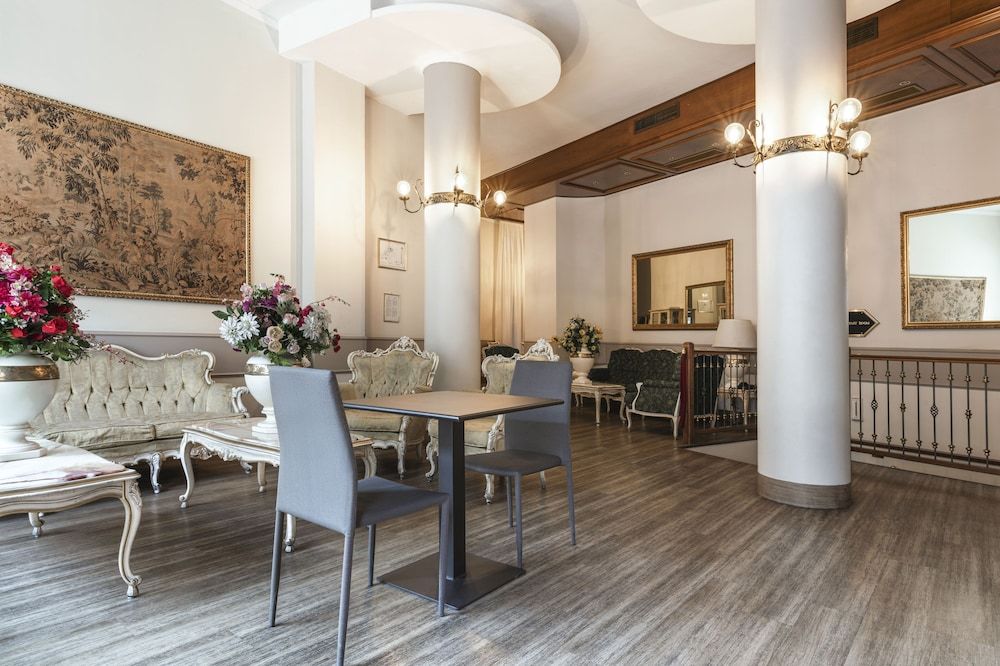 Mokinba Hotels King - Milan - Dining room