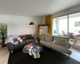 Chambres D'hotes Du Parc Bordelais - Bordeaux - Living room
