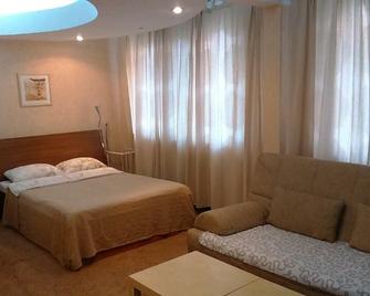 Polet Hotel - Omsk - Habitación