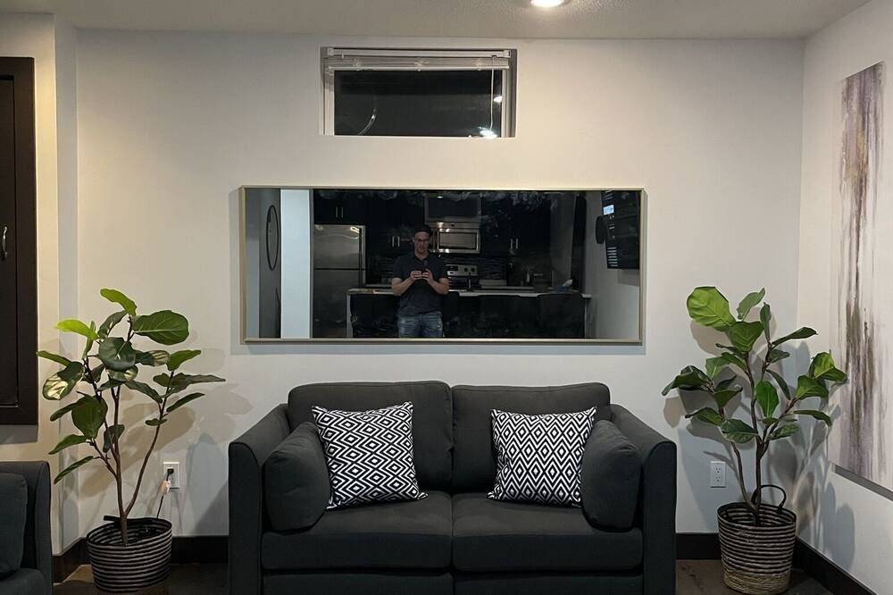 The Lux Den Speaks for itself. Cozy, bright self-contained basement suite - Yorkton - Living room