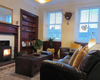 The Granary in The Square - Grantown-on-Spey - Living room