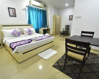Hotel Kiran Residency - Tinsukia - Bedroom