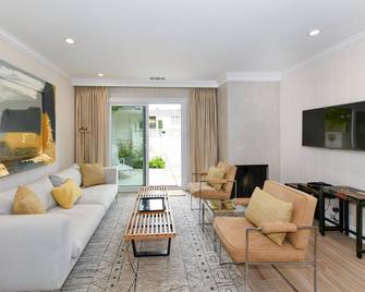 Beautiful Mansion Estates Condo At Silverado - Napa - Living room