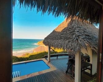 The Beach House - Inhambane - Pool