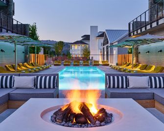 Alila Napa Valley - סנט הלנה - בריכה