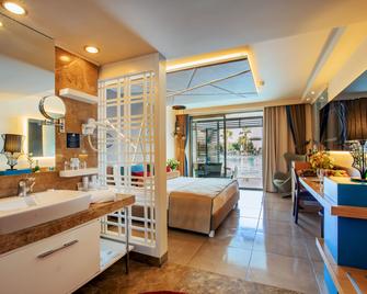 Tui Blue Sherwood Belek - Belek - Quarto