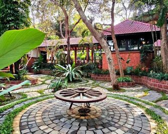 Brij Paraiso - Saligao