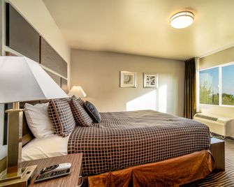 Crescent Bay Inn - Laguna Beach