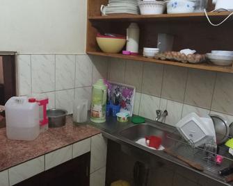 Sipi Home away - You are all most welcome - Mbale - Kitchen