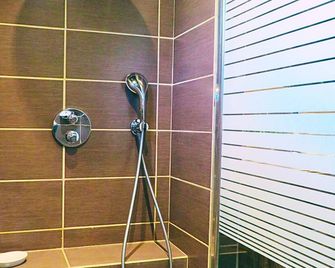 Chalet Chez Gaby - Quartier calme proche du centre - Morzine - Bathroom