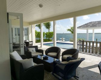 Beautiful Bimini Bay - Alice Town - Balcón