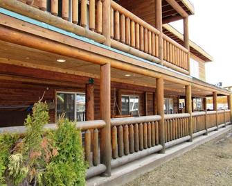 Yellowstone Country Inn - West Yellowstone - Gebäude