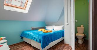 Kislorod Hostel & Hotel - Yaroslavl - Bedroom