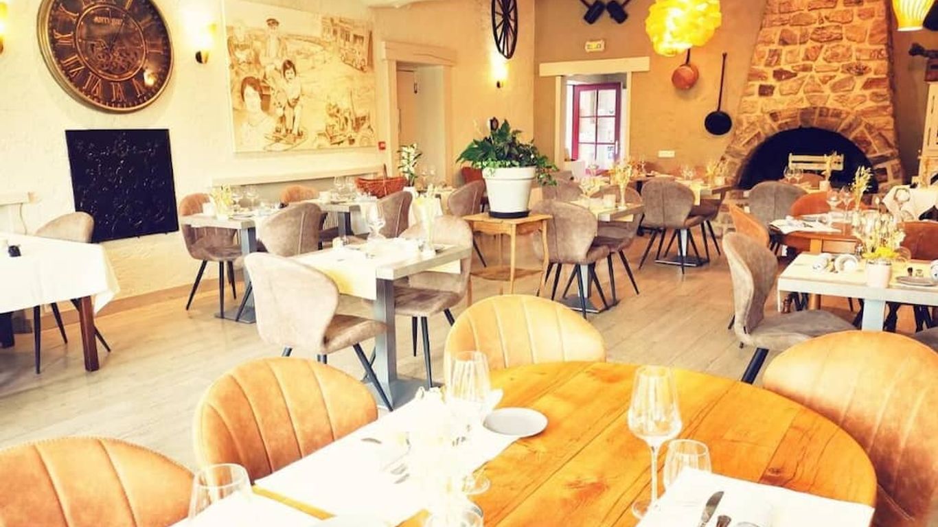 Logis Hôtel-Restaurant La Sapinière