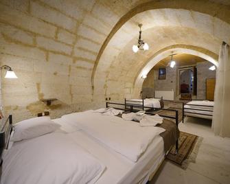 View Cave Hotel - Göreme - Bedroom