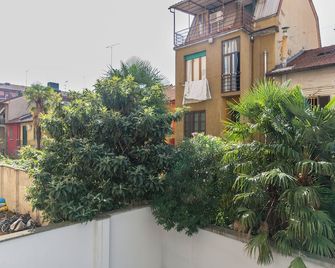 Monte Ceneri Suite - Milano - Näkymät ulkona