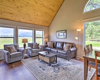 Peaceful Pagosa Springs Escape about 2 Mi to Lake - Pagosa Springs - Sala de estar