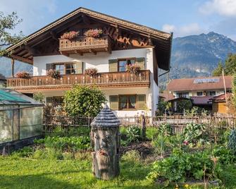 Ferienwohnung Gipfelblick - Grainau - Edificio