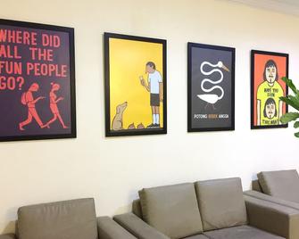 Wisma Sentosa - Makassar - Living room
