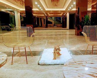 The Riverside Inn - Vidisha - Lobby
