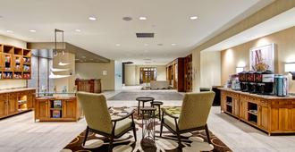 Homewood Suites by Hilton Cincinnati-Downtown - Cincinnati - Resepsjon