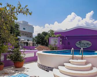 Hotel Vista del Mar with Beach Club access included - Cozumel - Pool