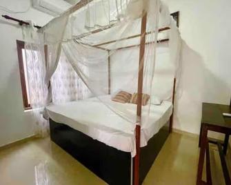 Surf Villa Hiriketiya - Matara - Bedroom