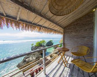 Le Cliff Bali - South Kuta - Balcony