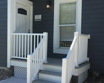 Lauren's Loft in Historic Downtown Pleasant Hill - Pleasant Hill - Outdoors view