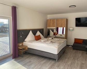 Hotel Haus Krone - Bexbach - Bedroom