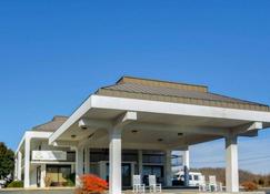 Quality Inn Christiansburg - Blacksburg - Christiansburg - Bâtiment