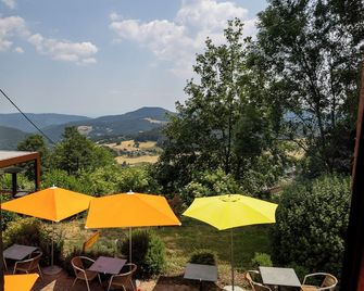 Le Bouton d'Or - Le Bonhomme - Balcon
