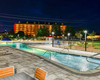 Holiday Inn Express & Suites Pigeon Forge/Near Dollywood - Pigeon Forge - Πισίνα