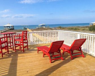 4br/3ba With Private Beach, Pier/Boat Lift, Dog Friendly, Free Kayaks, Best Wifi - Dauphin Island - Balcony