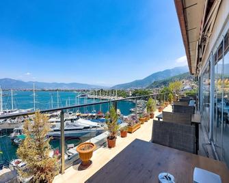 Dedeoglu Port Hotel - Fethiye - Balcón