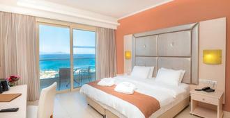 Grand Blue Beach Hotel - Kardamena - Phòng ngủ