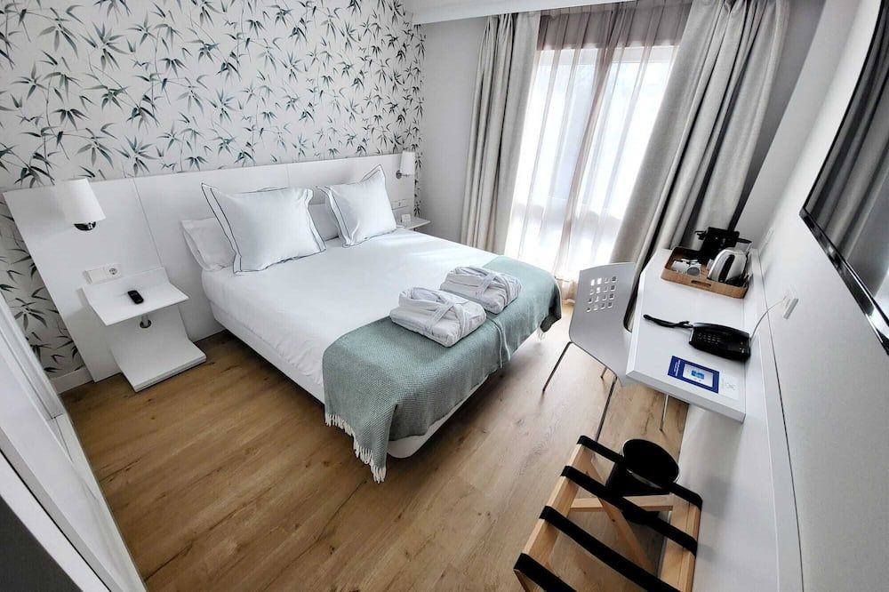 هوتل مونتي روزاس