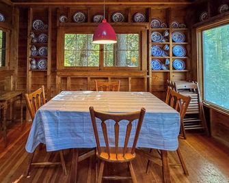 Lakeside Home with Private Dock - Blue Mountain Lake - Dining room