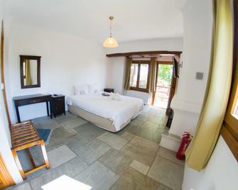 Alkifron Hotel - Kala Nera