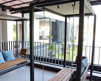 Pannara Hotel - Lop Buri - Balcony