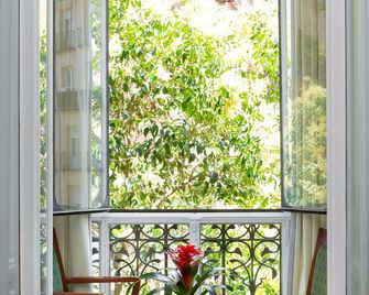Hostal La Macarena - Madrid - Balkong